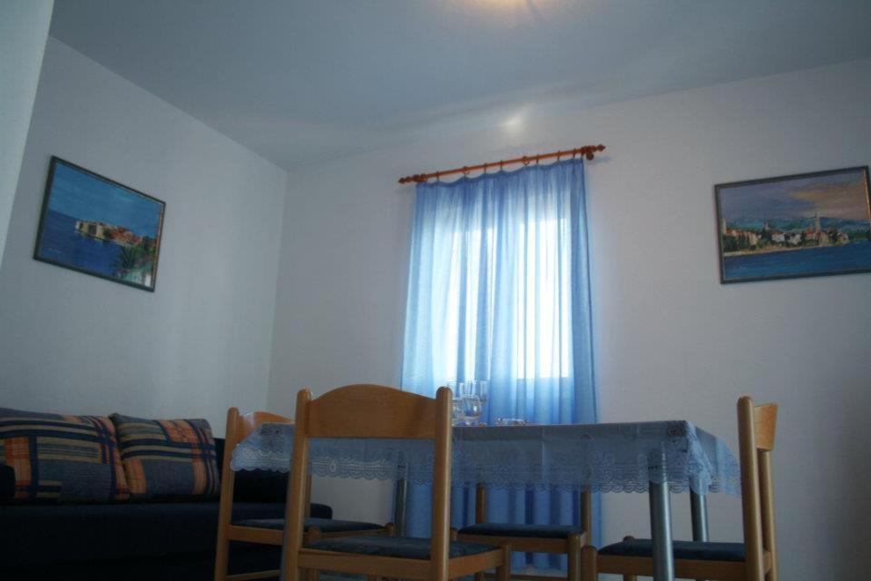 Apartments Leo 佩特坎内 外观 照片