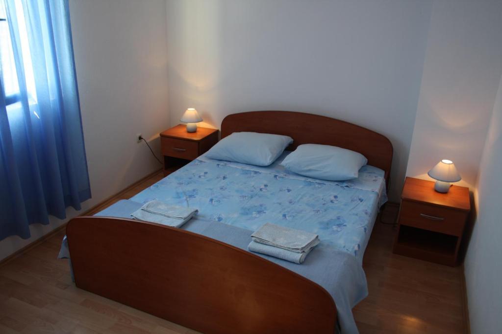 Apartments Leo 佩特坎内 外观 照片